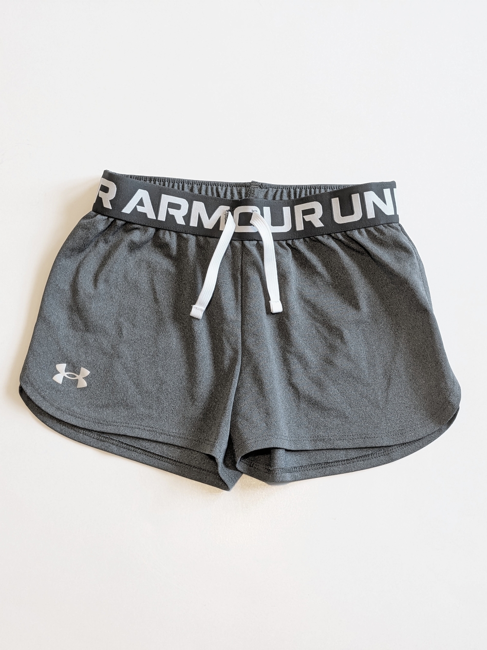 Under Armour Youth Gray Athletic Shorts | Small